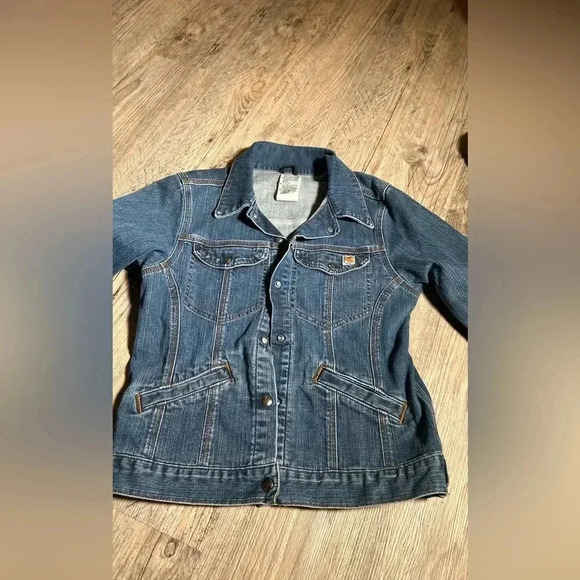 Carhartt Woman's Denim Jean Jacket - Picture 11 of 11